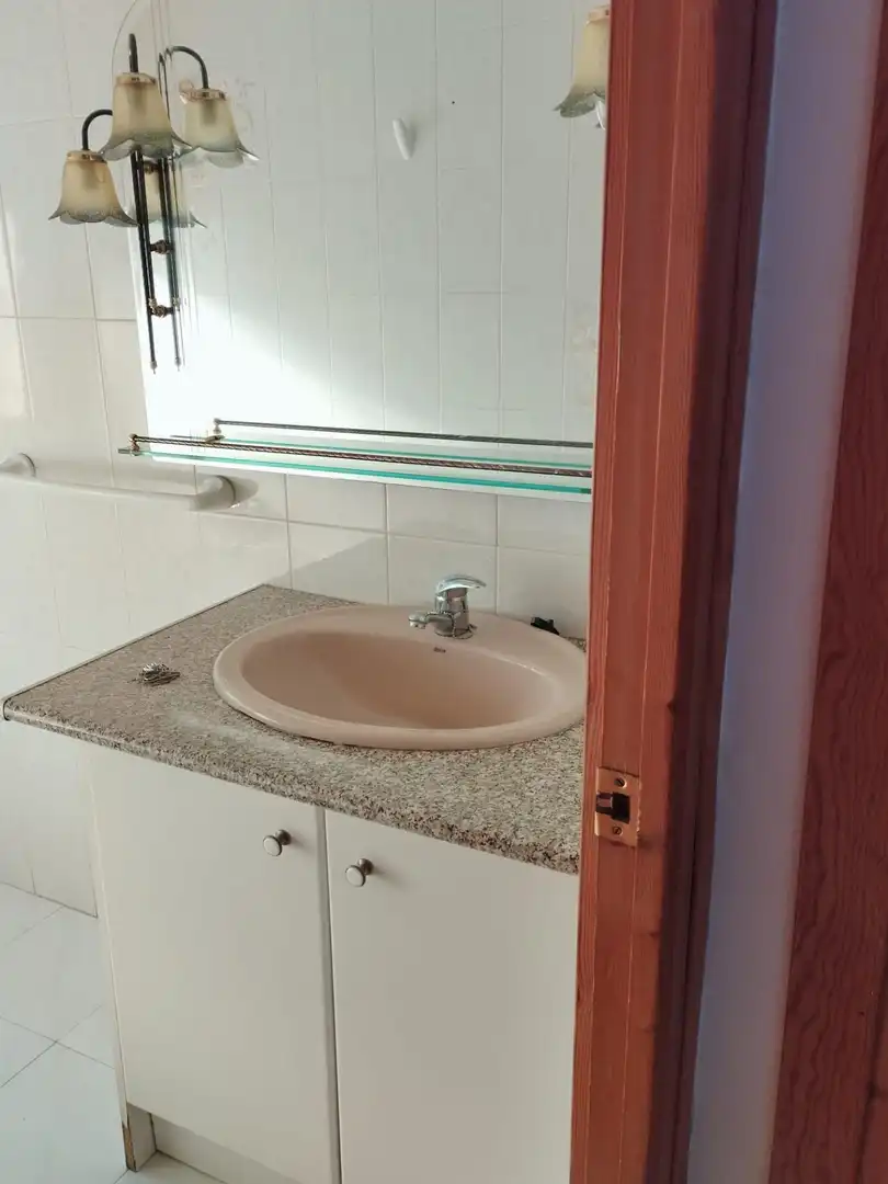 Bathroom of Flat for rent in Villa de Otura, Granada