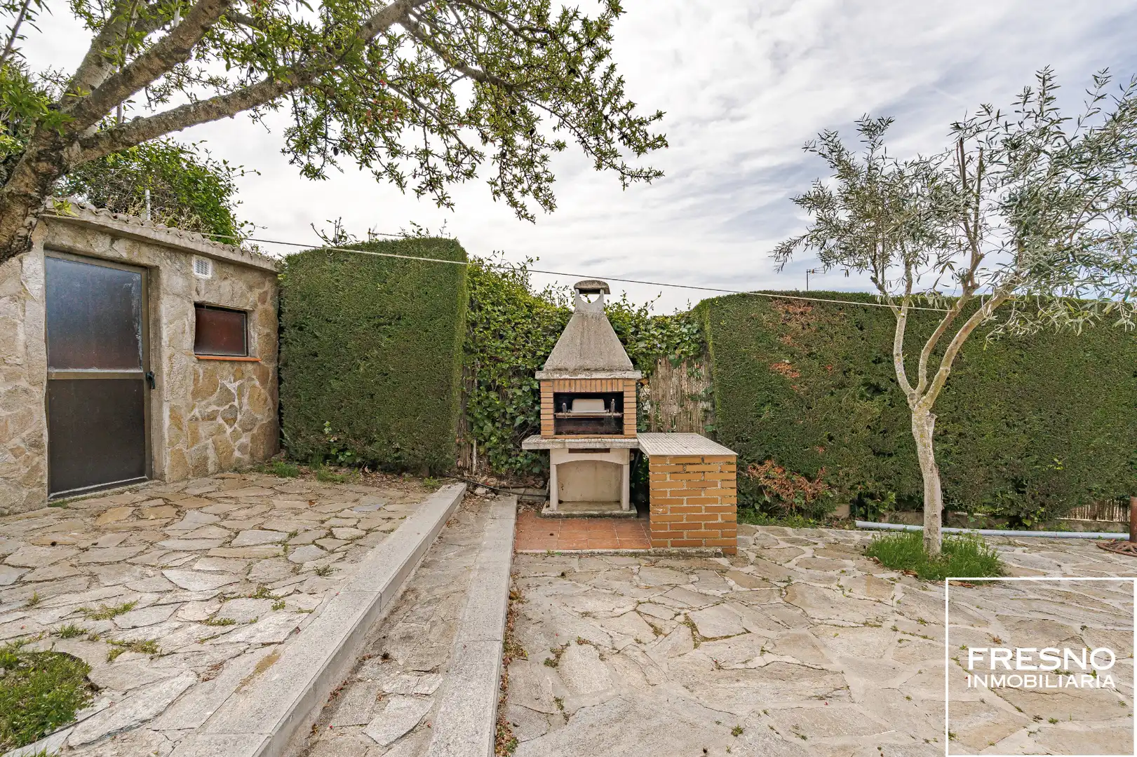 Terrace of Detached homes for sale in Cobeña  with Air Conditioner, Heating and Private garden