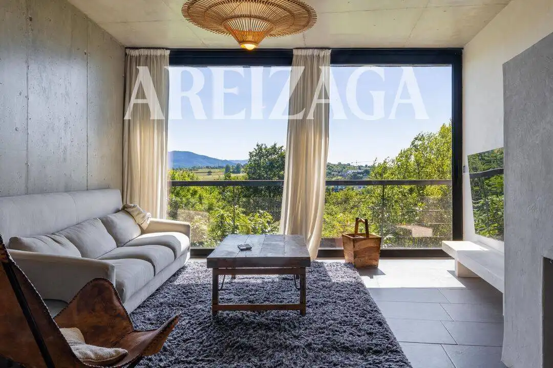 Sala de estar de Casa o chalet en venta en Donostia - San Sebastián  con Aire acondicionado, Calefacción y Jardín privado