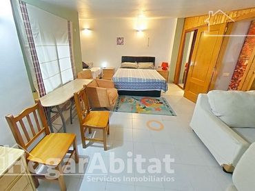 Attico con balcone in vendita a Carrer sant carles