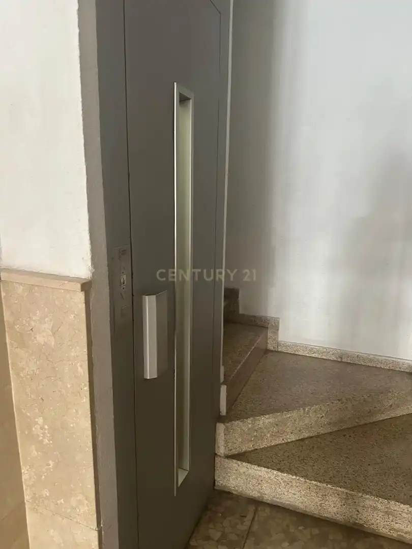 Apartamento de alquiler en Valencia con Amueblado