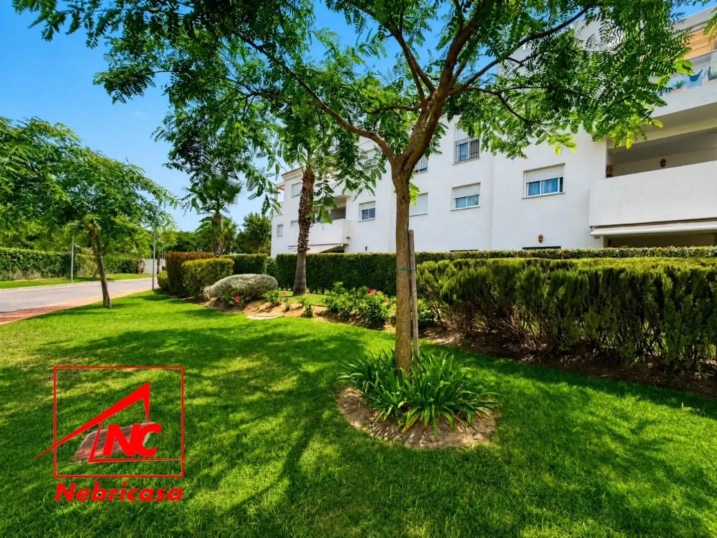 Vista exterior de Piso en venta en Chipiona con Aire acondicionado, Terraza y Trastero