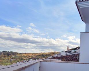 Vista exterior de Apartament en venda en Casarabonela amb Aire condicionat, Calefacció i Terrassa