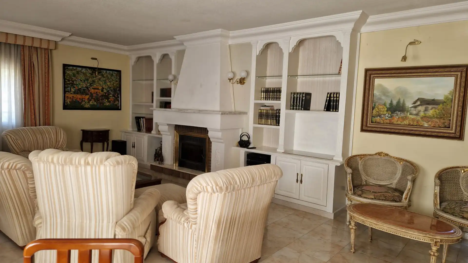 Sala de estar de Casa o chalet en venta en Villalbilla con Aire acondicionado, Calefacción y Jardín privado
