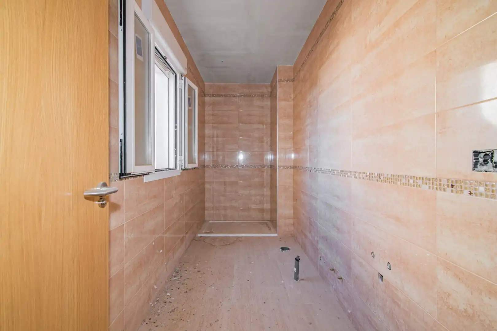 Bathroom of Buildings for sale in Moraleda de Zafayona