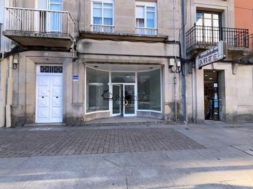 Business premises to rent in Zona de Plaza de Barcelos