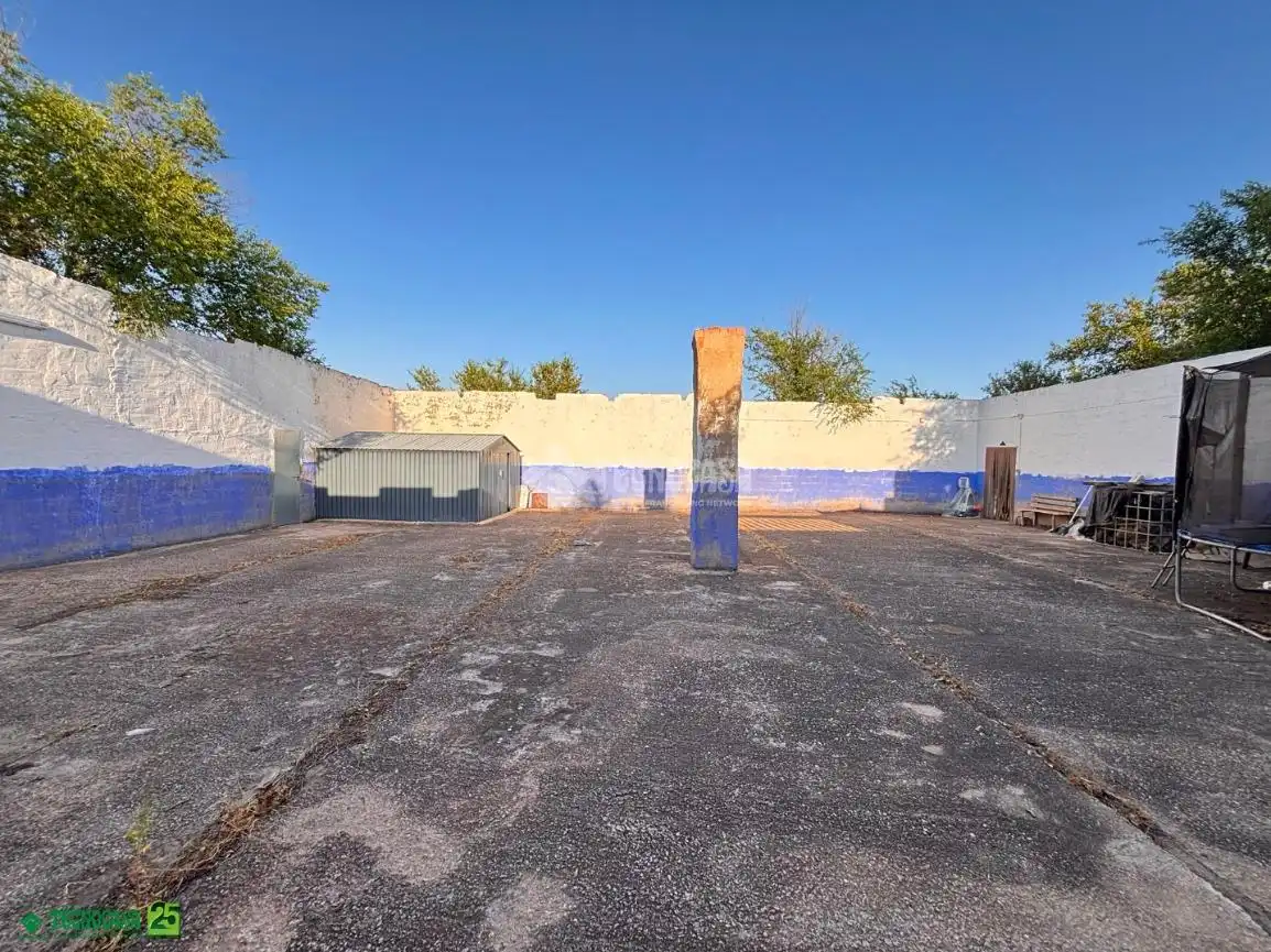 Parking de Finca rústica en venta en Manzanares con Aire acondicionado