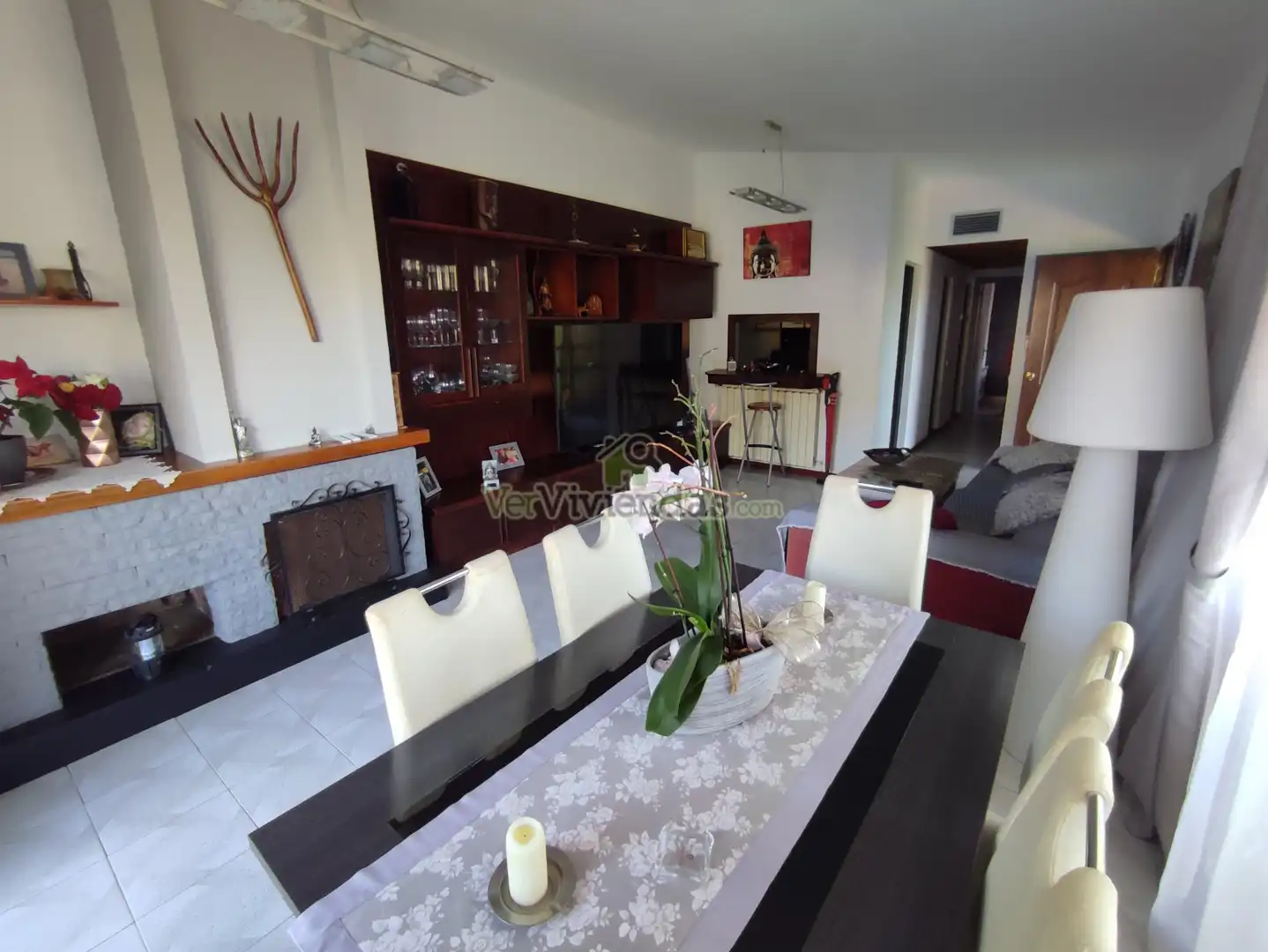 Sala de estar de Casa o chalet en venta en Torrelles de Llobregat con Aire acondicionado, Calefacción y Jardín privado