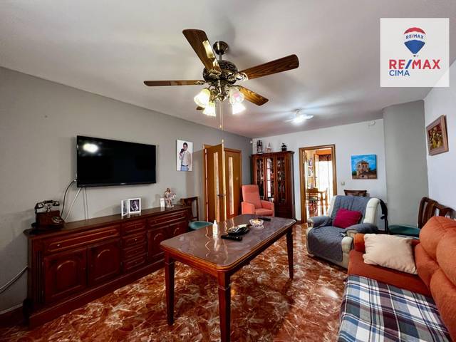 Casa-chalet en Venta en  COSME IZQUIERDO, 37 en Galera