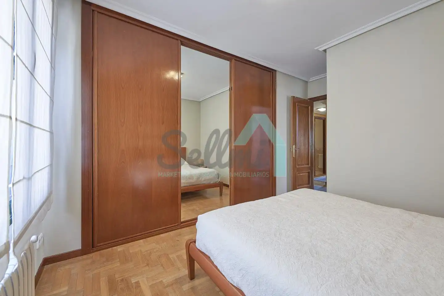 Flat for rent in Corín Tellado, Viesques