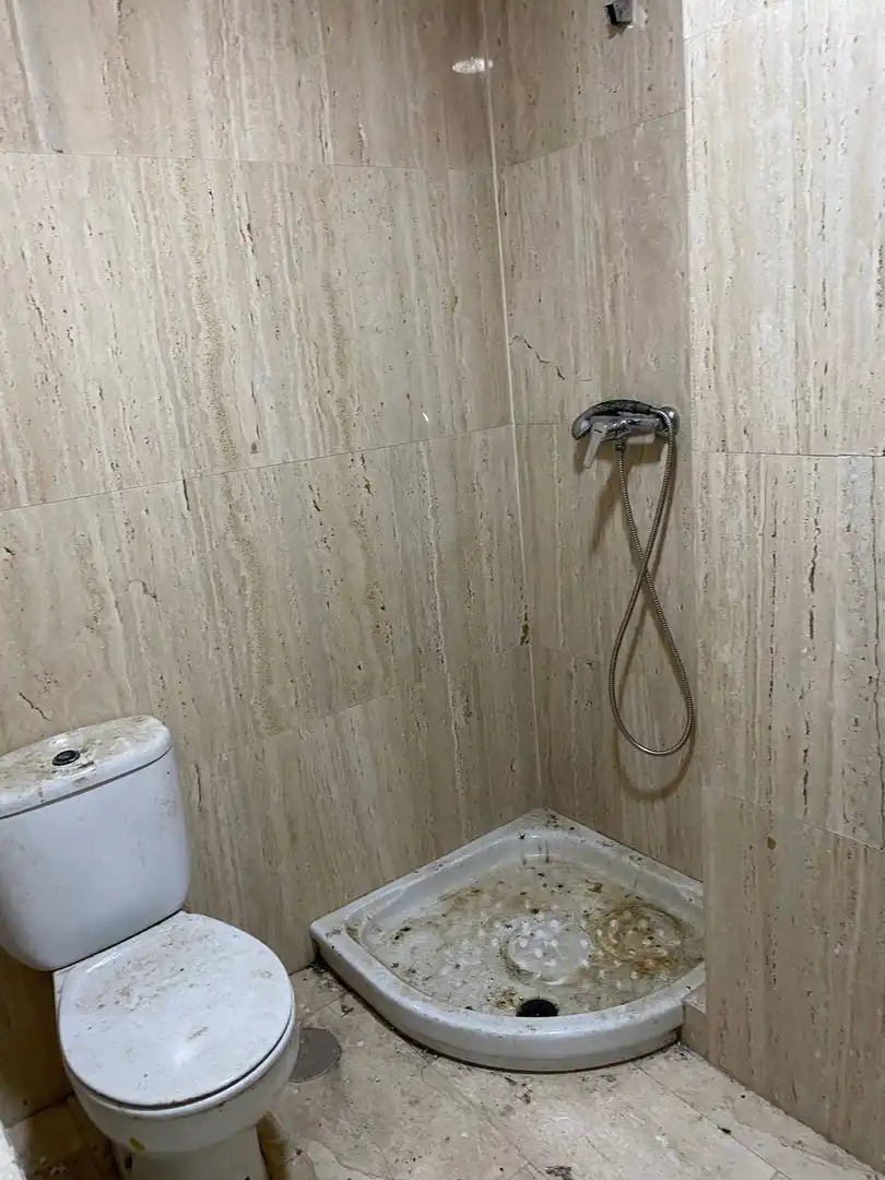 Bathroom of Attic for sale in Navalmoral de la Mata