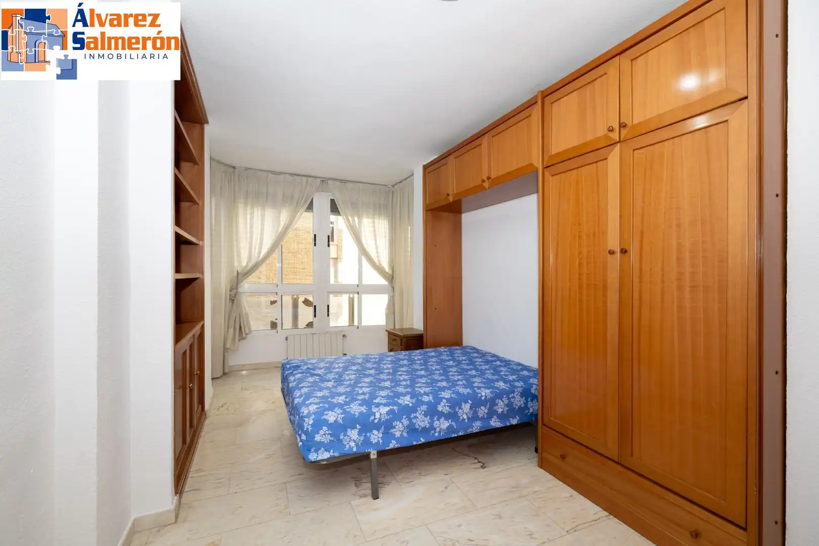 Schlafzimmer von Wohnung zur Miete in Granada mit Heizung, Terrasse und Möbliert