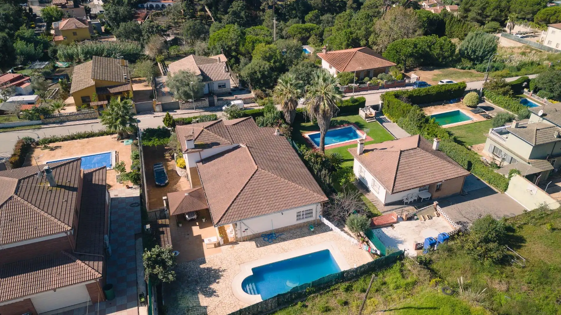 Vista exterior de Casa o xalet en venda en Lloret de Mar amb Calefacció, Jardí privat i Terrassa