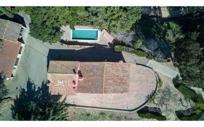 Vista exterior de Casa o xalet en venda en Tordera amb Aire condicionat, Jardí privat i Terrassa