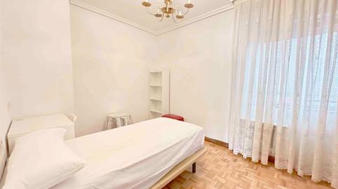 Photo 5 of Flat for rent in Toro, 78, Sancti Spiritus - San Juan, Salamanca Capital