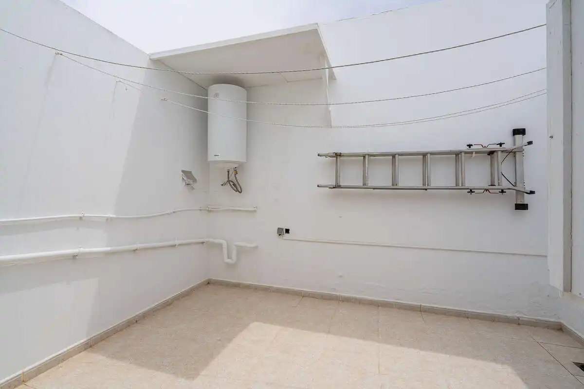 Casa o xalet en venda en Yaiza amb Traster, Piscina i Moblat