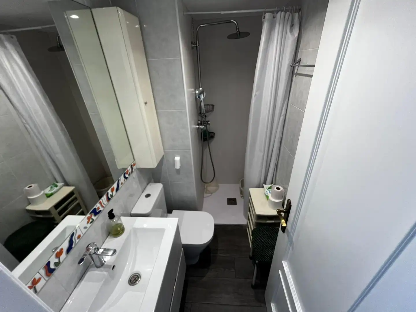 Bathroom of Flat for sale in Zaragoza  with Air Conditioner, Heating and Storage room