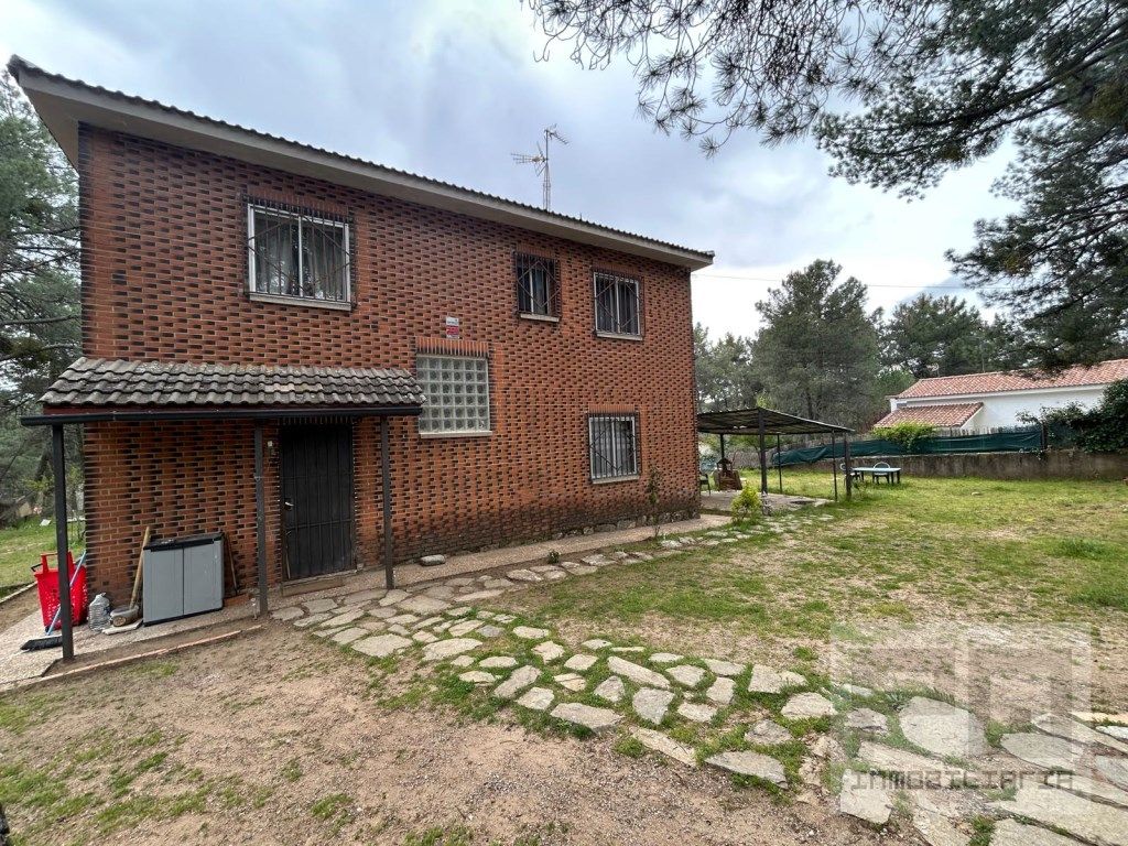 Garden of House or chalet for sale in Las Navas del Marqués   with Oven