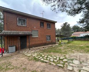 Garden of House or chalet for sale in Las Navas del Marqués   with Oven