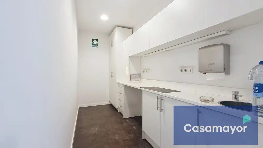 Local comercial de lloguer a Calle Asturias 2, imagen 14