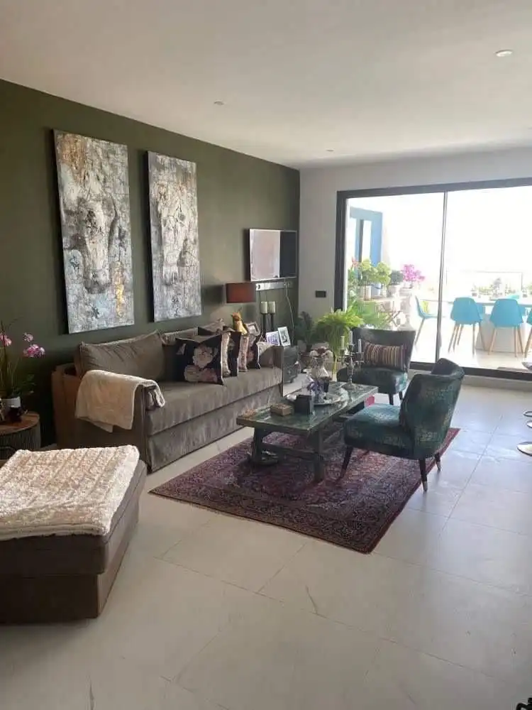 Sala d'estar de Pis de lloguer en Estepona amb Aire condicionat, Terrassa i Rentadora
