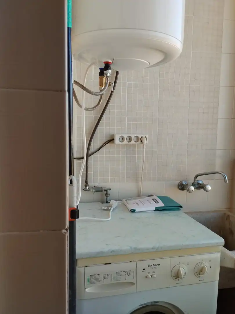 Bathroom of Flat for rent in Villa de Otura, Granada