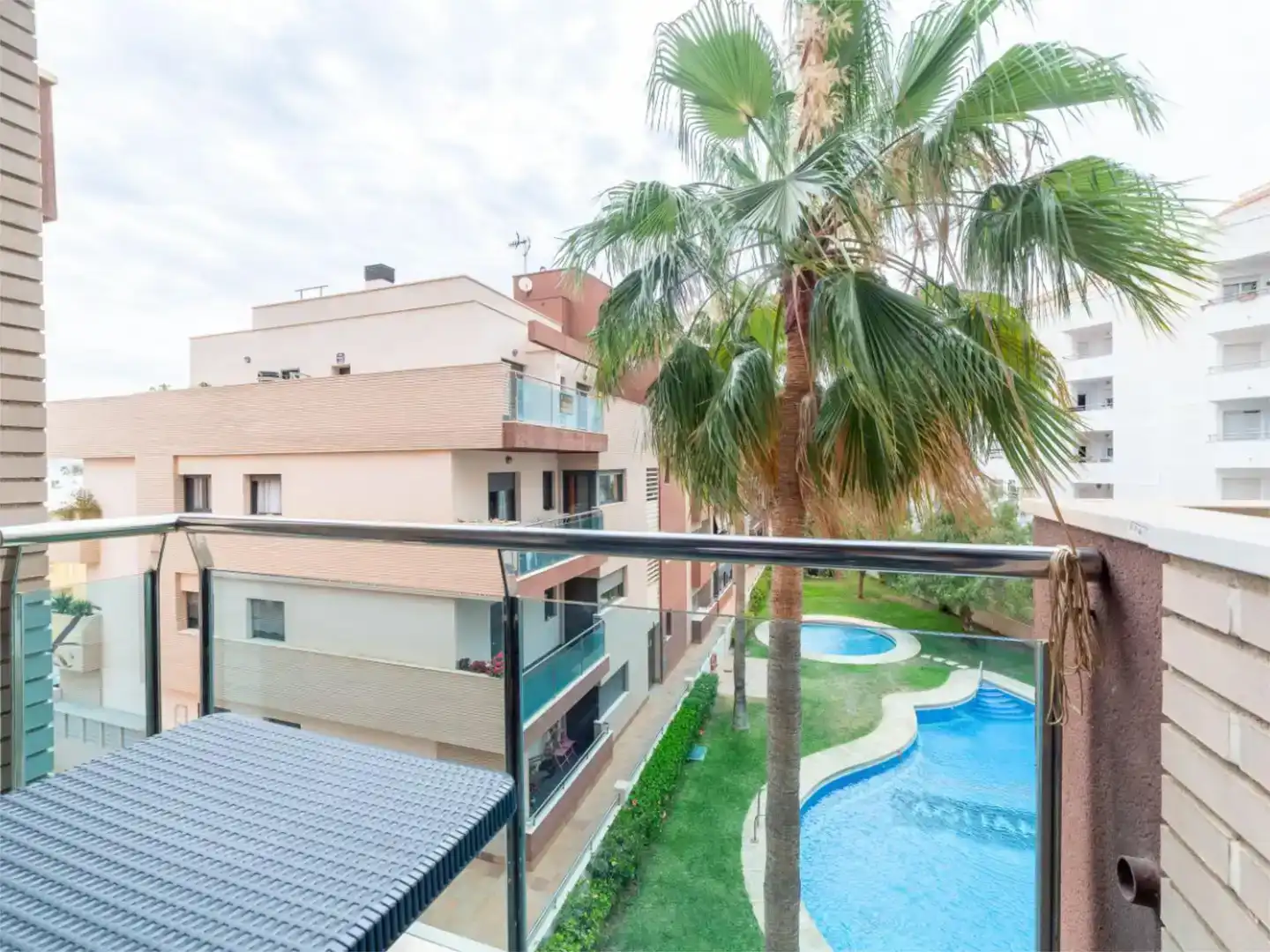 Piscina de Pis en venda en Roquetas de Mar ciudad