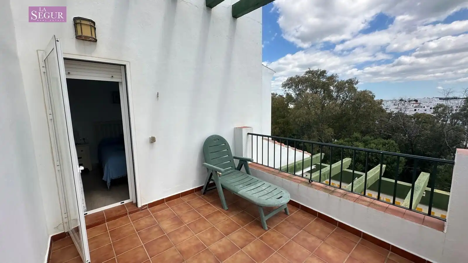Balcony of Flat for sale in Conil de la Frontera  with Terrace, Furnished and Community pool