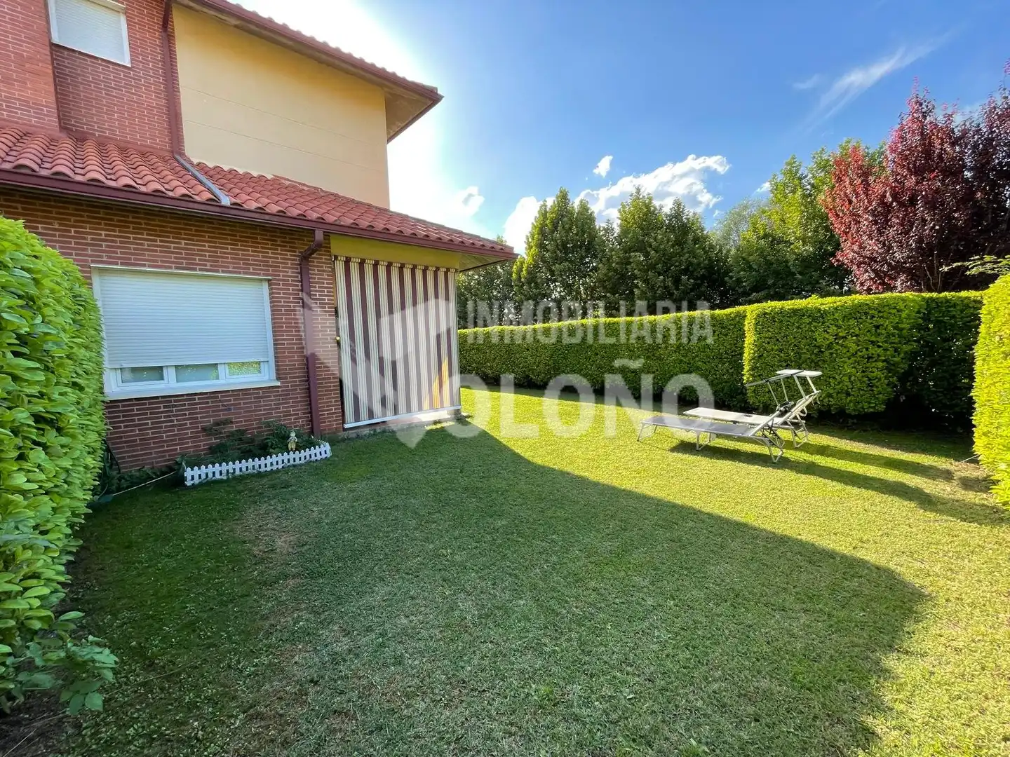Jardín de Casa o chalet en venta en Anguciana con Calefacción, Jardín privado y Parquet