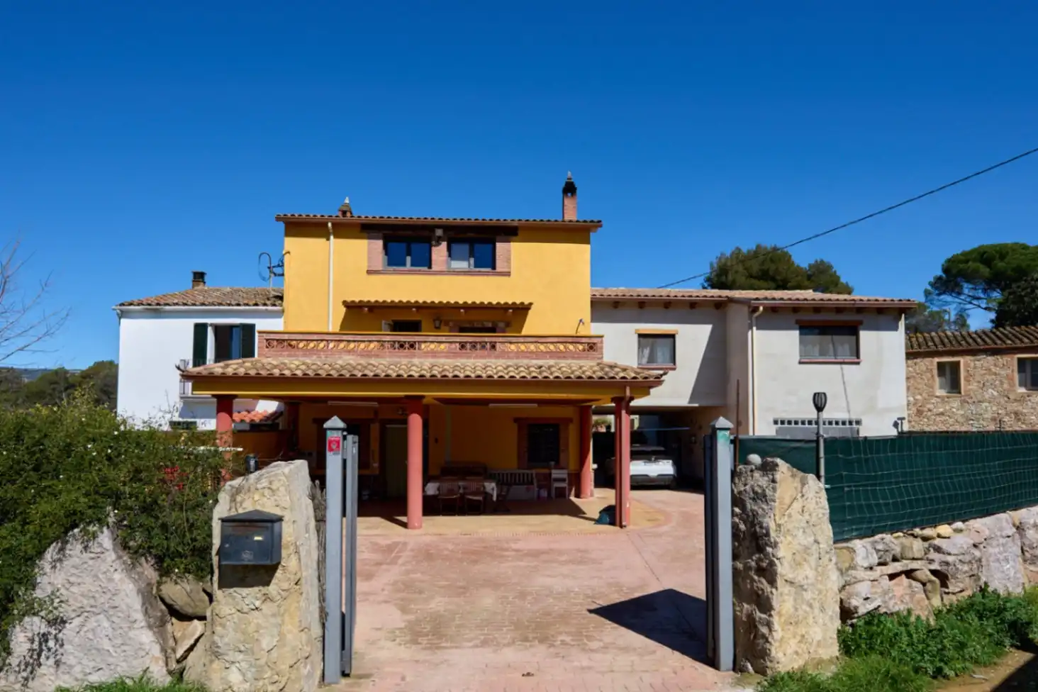 Vista exterior de Finca rústica en venta en L'Ametlla del Vallès con Calefacción, Terraza y Trastero