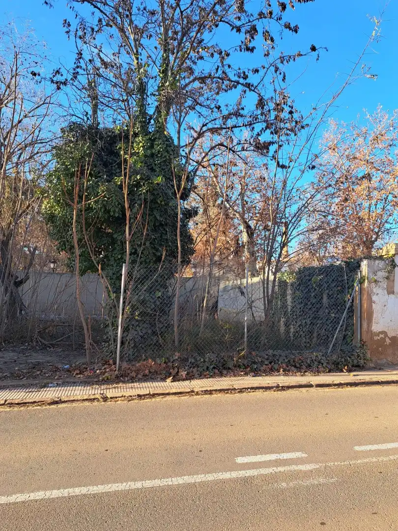 Wohnbaugrundstück zum Verkauf in Calle Alameda