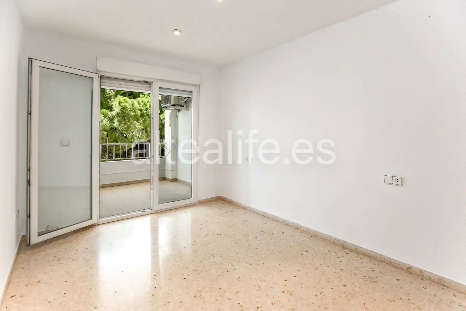 Habitación de Apartamento de alquiler en Altea con Aire acondicionado, Terraza y Trastero