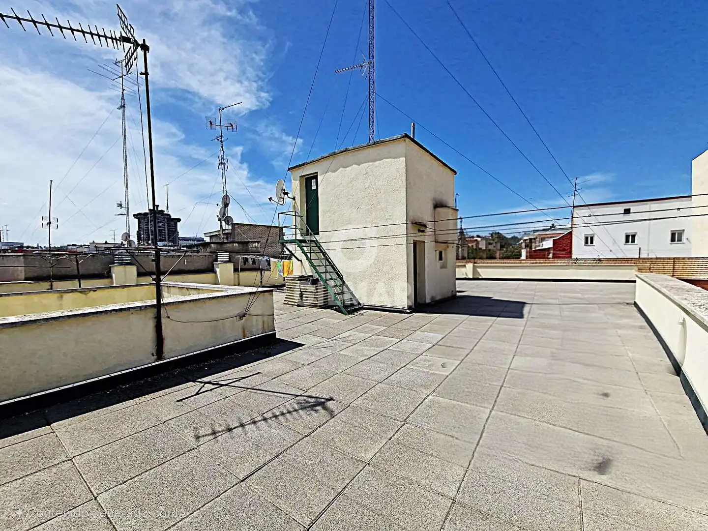 Exterior view of Flat for sale in Madrid  with Heating