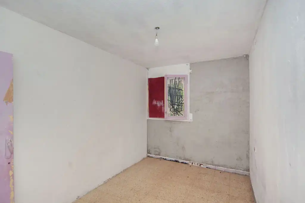 Piso en venta en C/ Llevant, La Mina