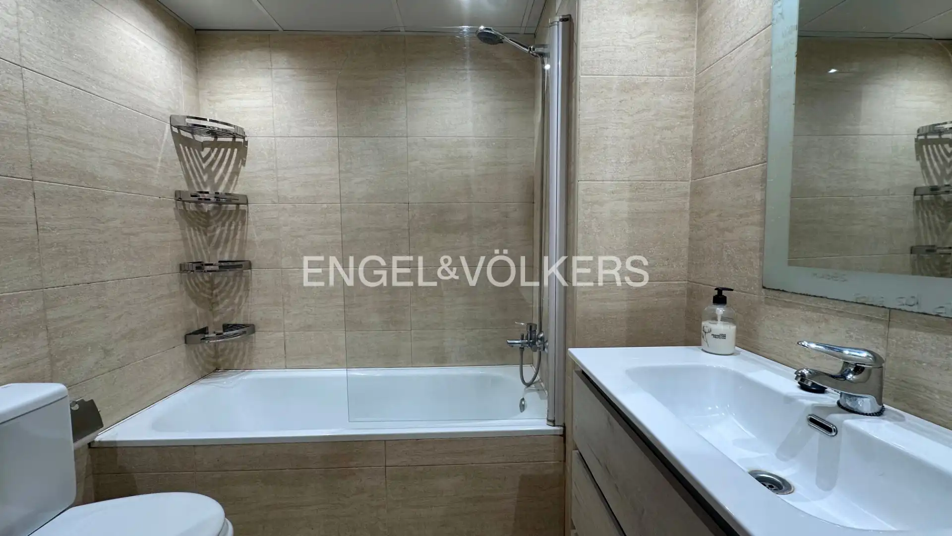 Adosado con terraza en venta en Carrer Berna 35, imagen 19