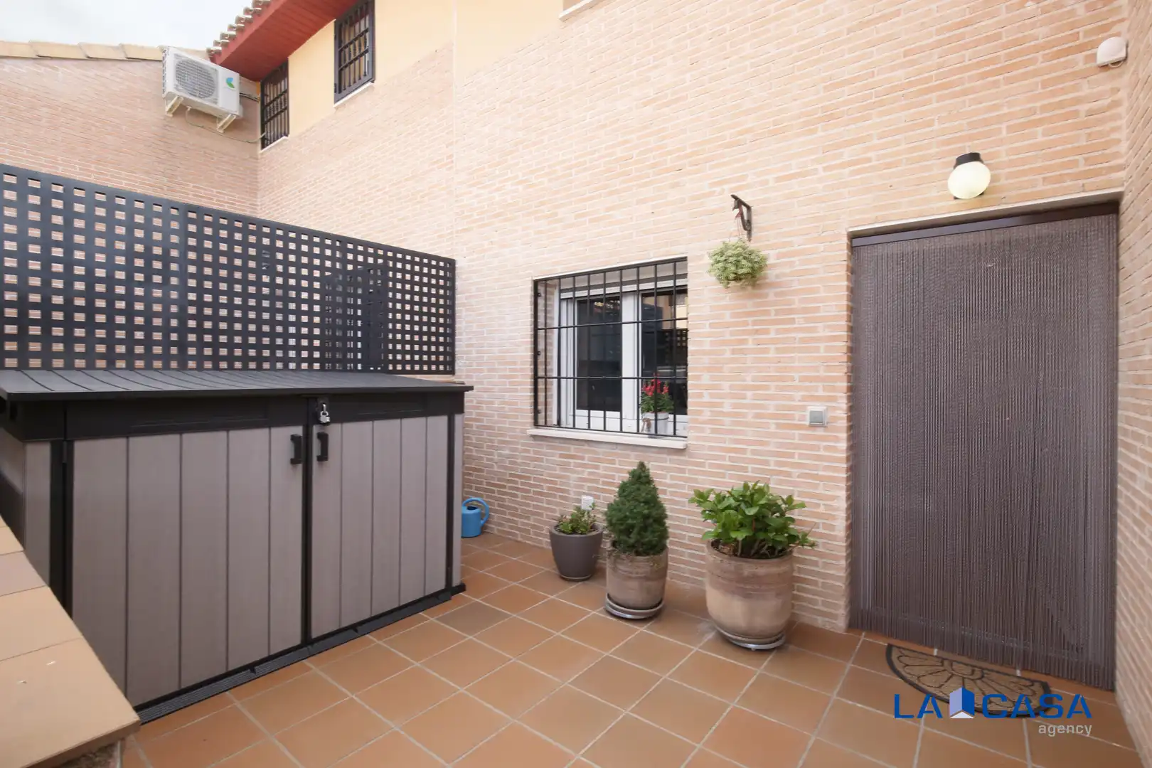 Terraza de Casa adosada en venta en Carranque con Aire acondicionado