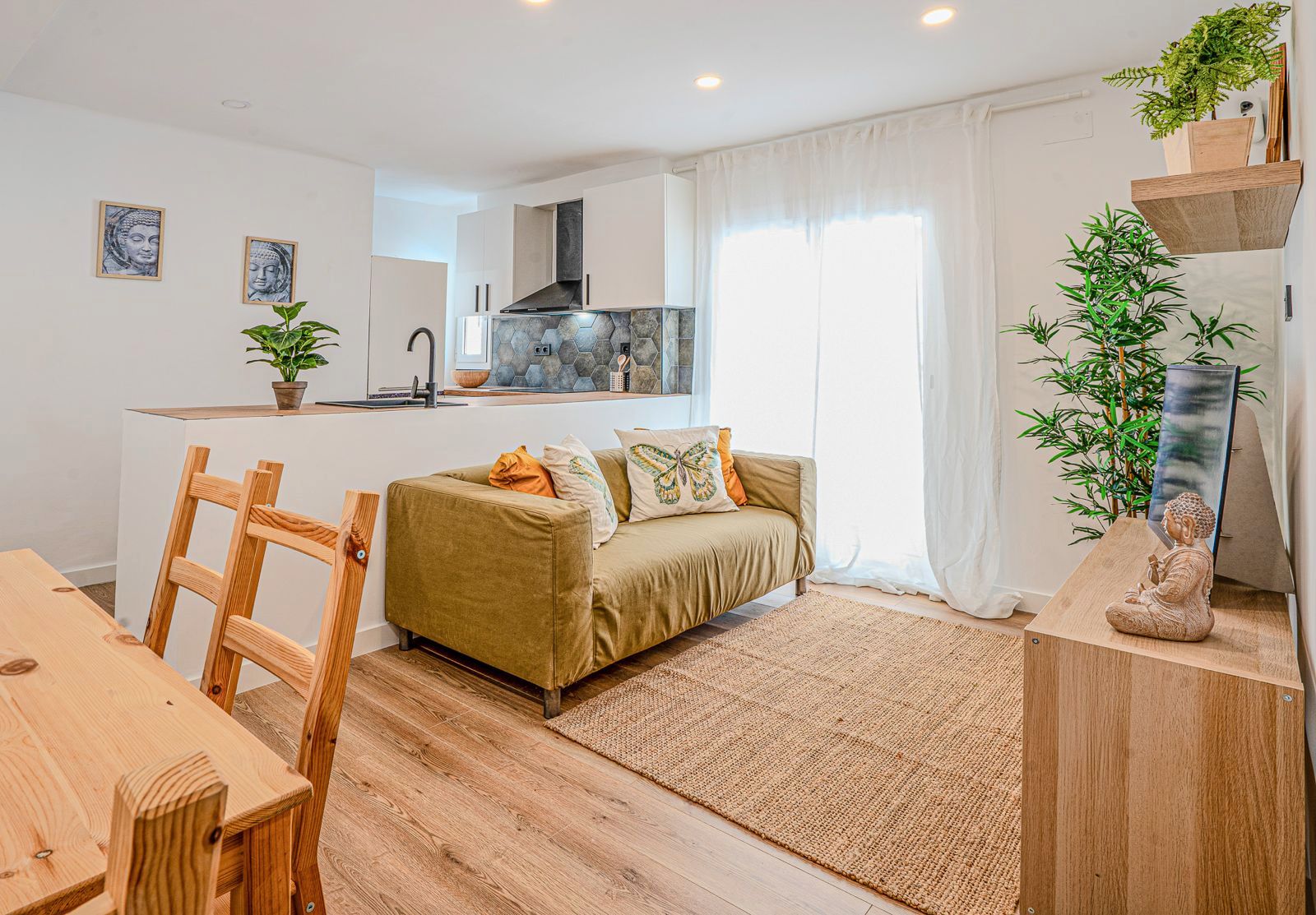 Sala d'estar de Pis en venda en  Barcelona Capital amb Parquet, Terrassa i Forn