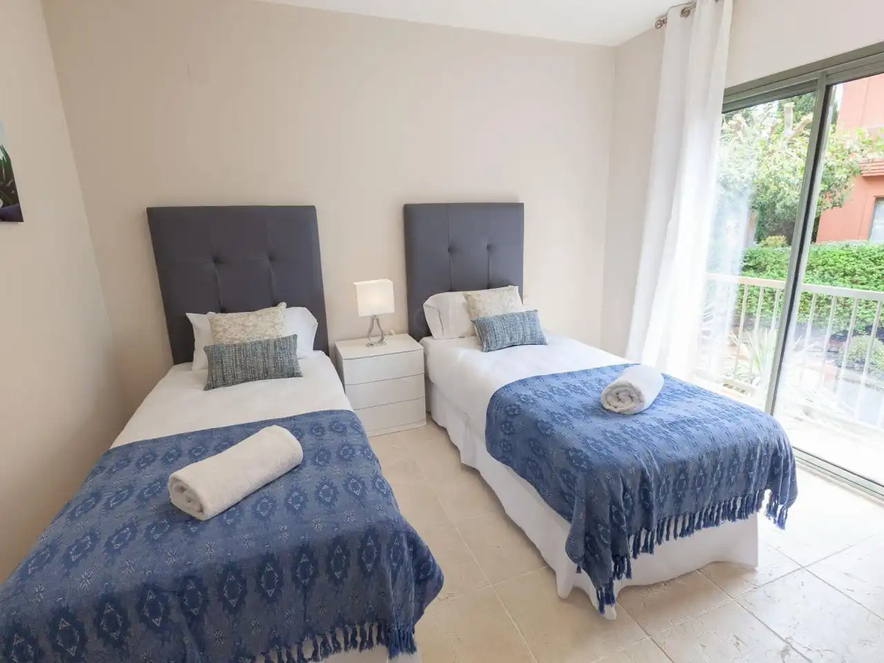 Bedroom of Apartments for sale in Los Flamingos