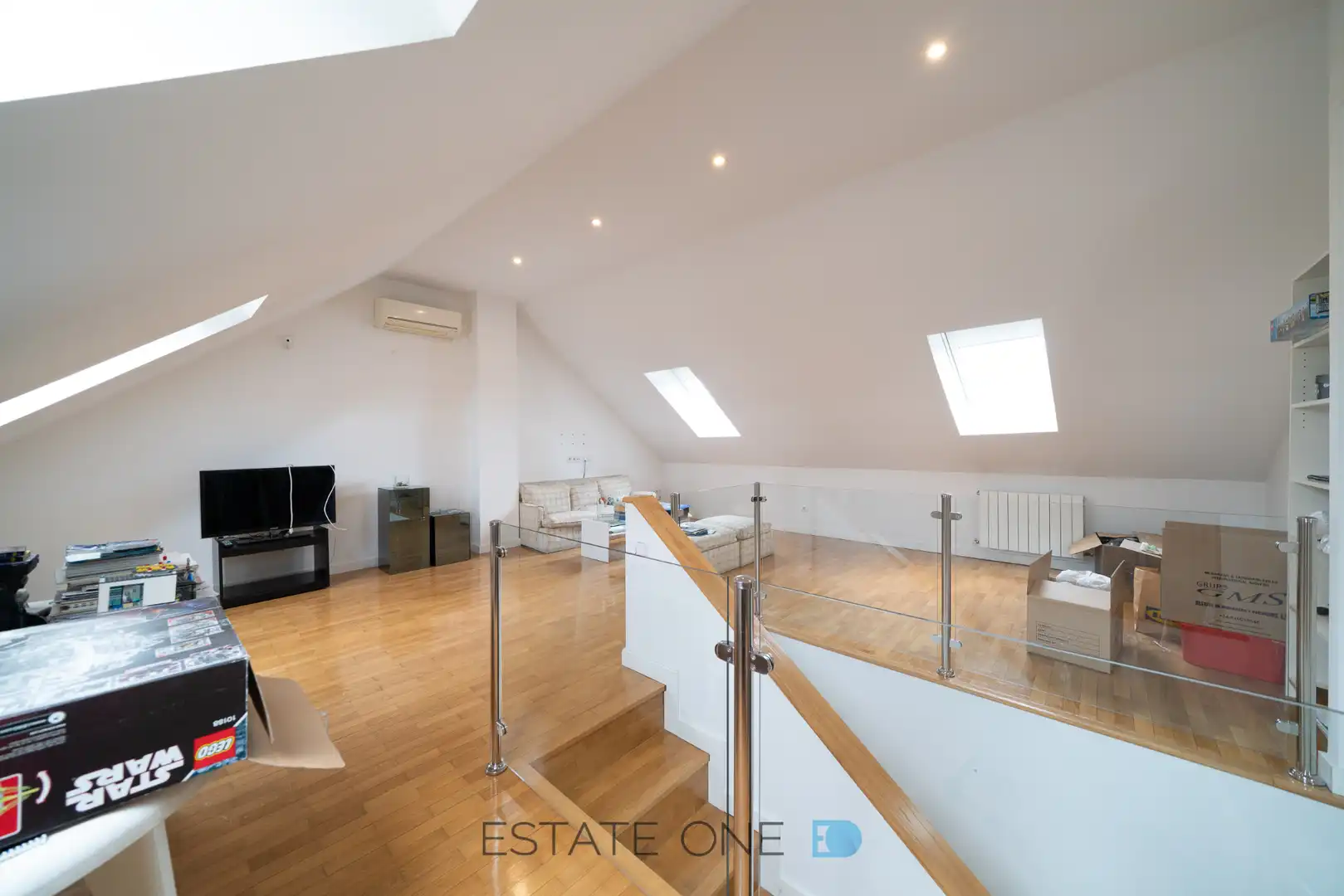 Casa adosada en venta en Madrid con Aire acondicionado, Calefacción y Jardín privado