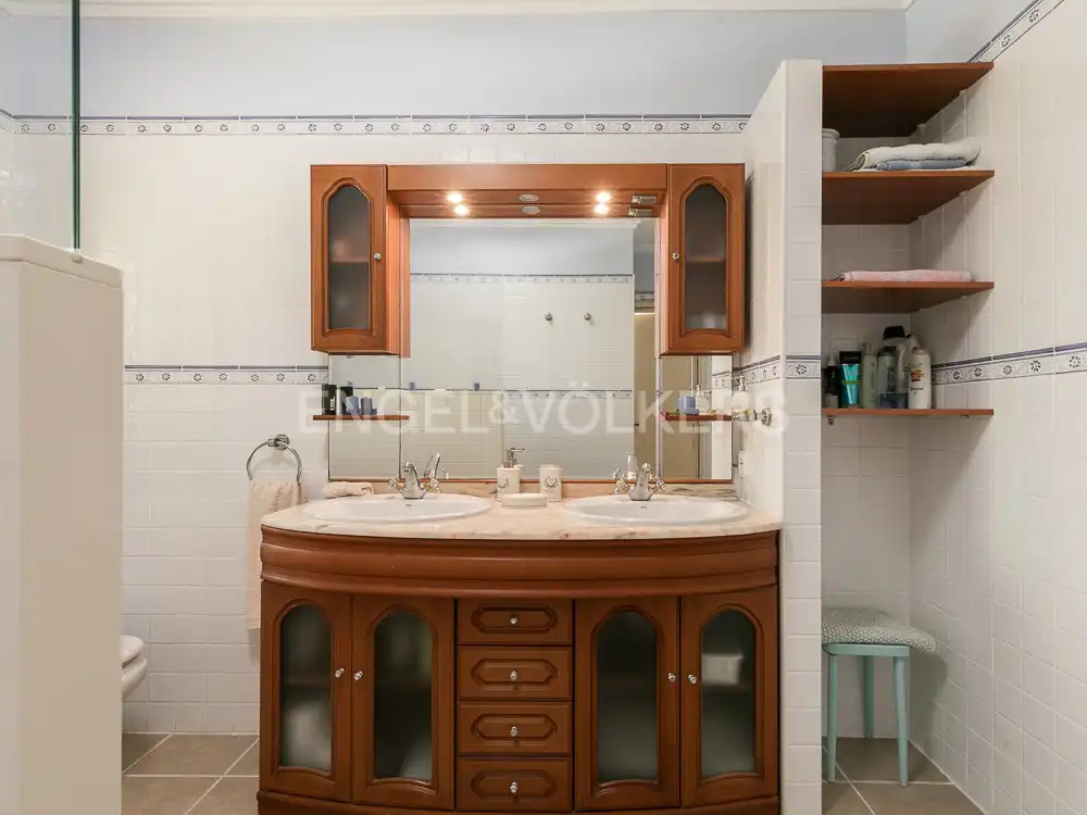 Baño de Casa o chalet en venta en Paterna con Calefacción, Jardín privado y Parquet