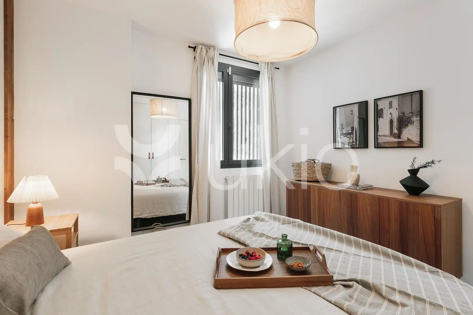 Habitación de Apartamento de alquiler en Barcelona con Aire acondicionado, Calefacción y Amueblado
