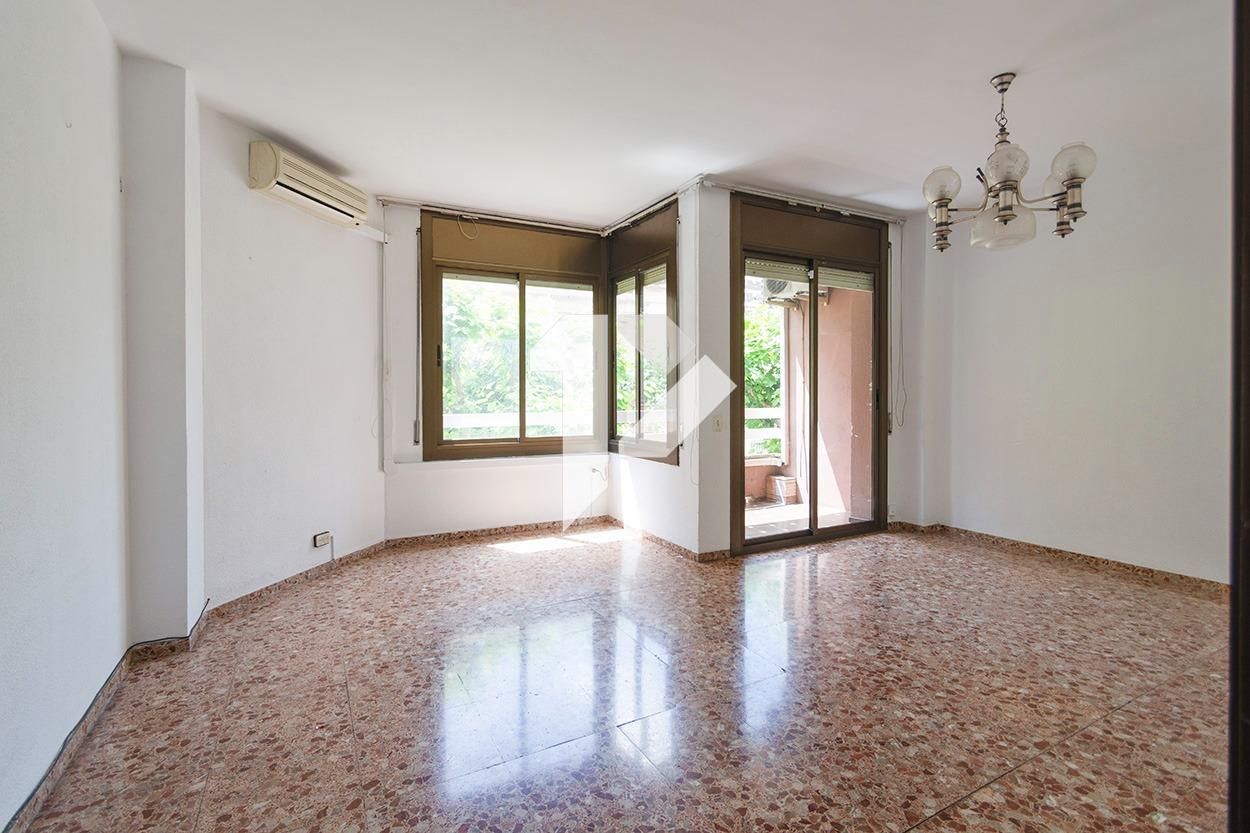 Pis en venda a Carrer Carrer d'Enric Prat de la Riba, Centre