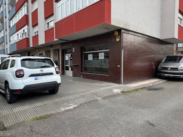 Local comercial en Alquiler en Avenida Alcalde José Fernandín, 26 en Piedras Blancas