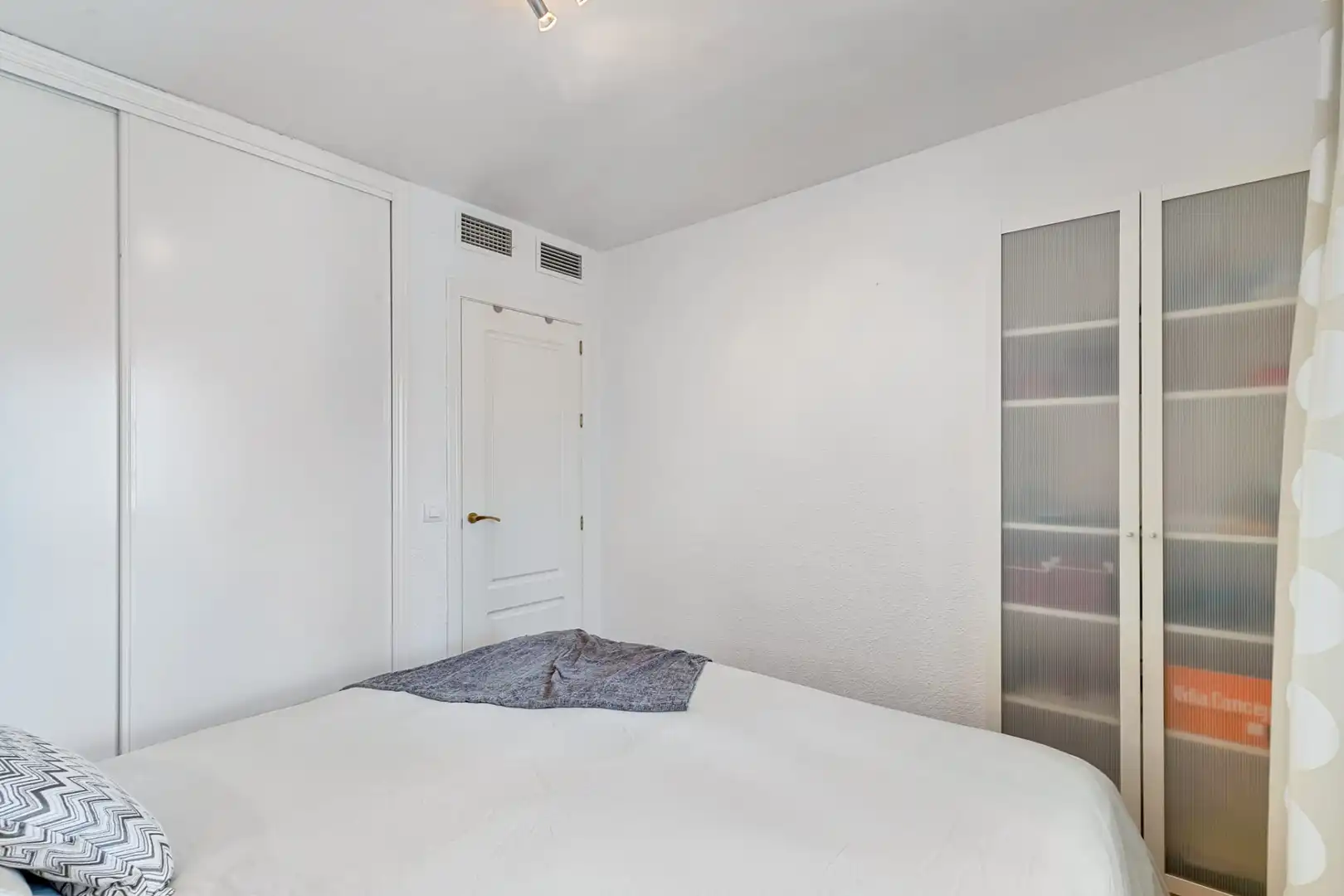 Bedroom of Apartments for sale in Fuengirola  with Terrace, Furnished and Internet
