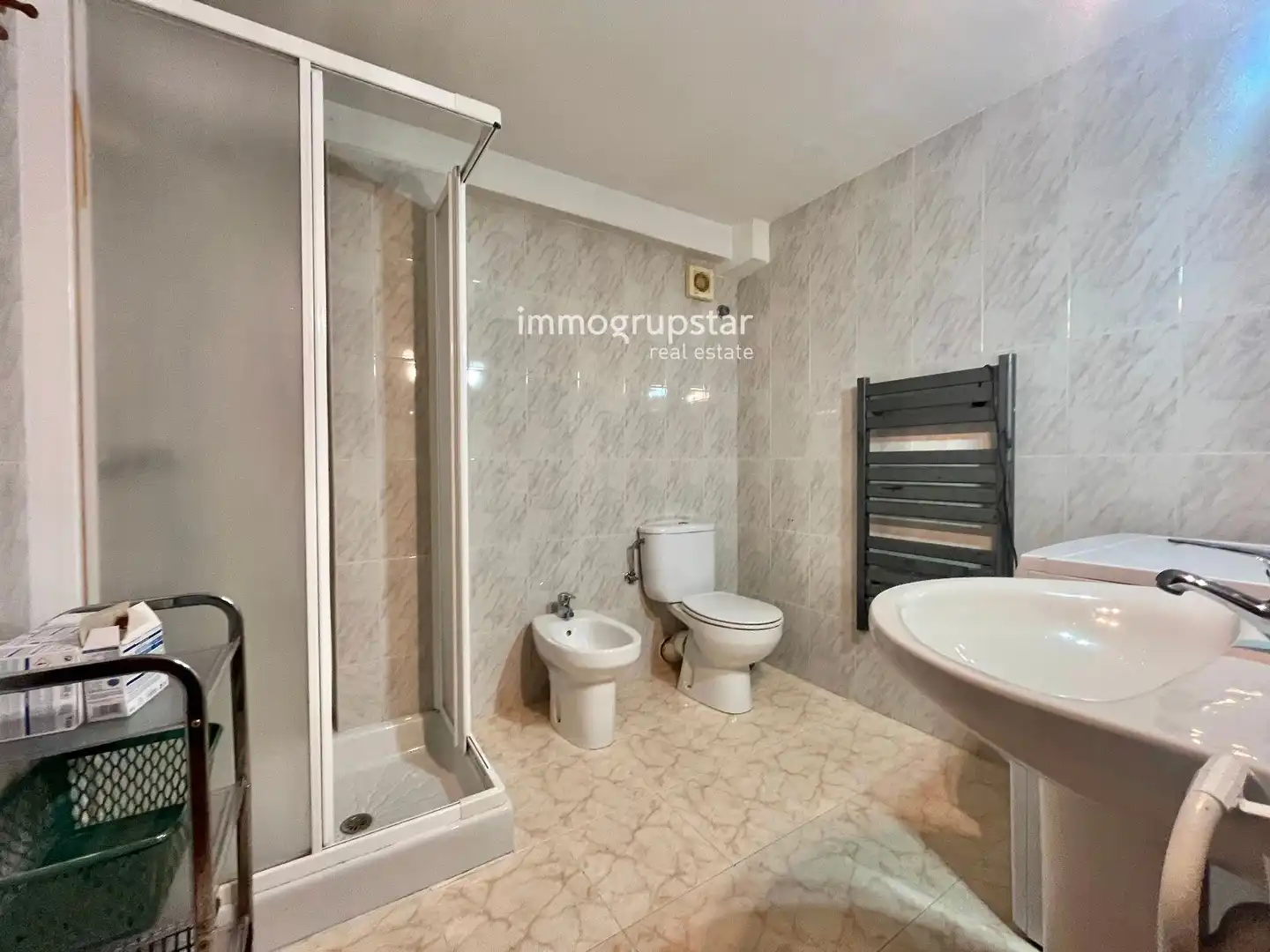 Bathroom of Apartments for sale in Castell d'Aro, Platja d'Aro i s'Agaró  with Terrace, Furnished and Oven