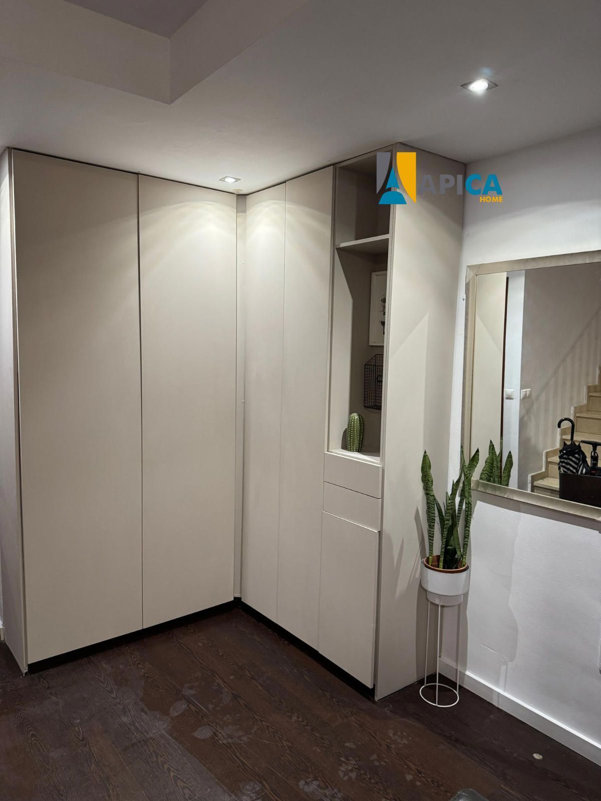 Casa adosada en venda en La Línea de la Concepción amb Terrassa i Moblat