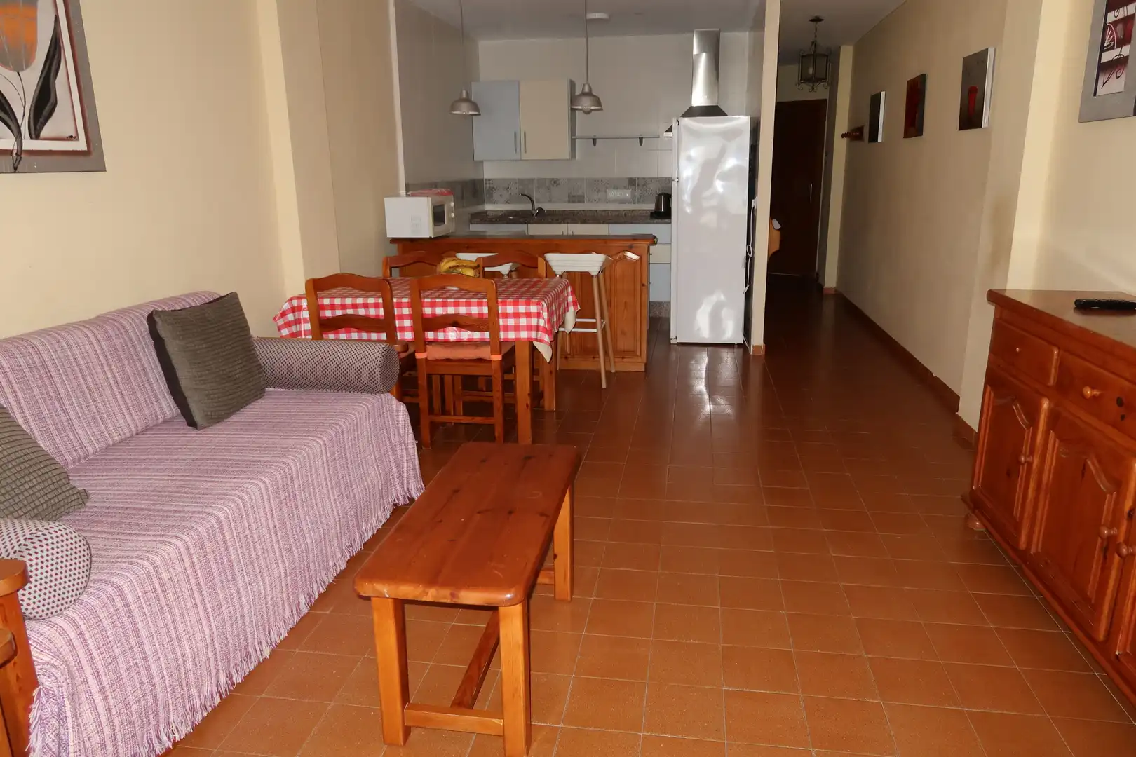 Sala de estar de Apartamento de alquiler en Almuñécar con Terraza, Amueblado y Lavadora