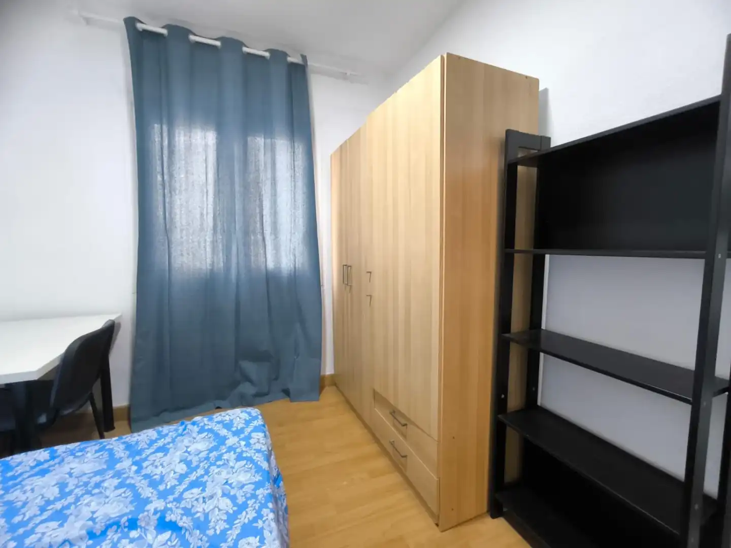 Bedroom of Flat for rent in Murcia  with Furnished, Oven and Washing machine