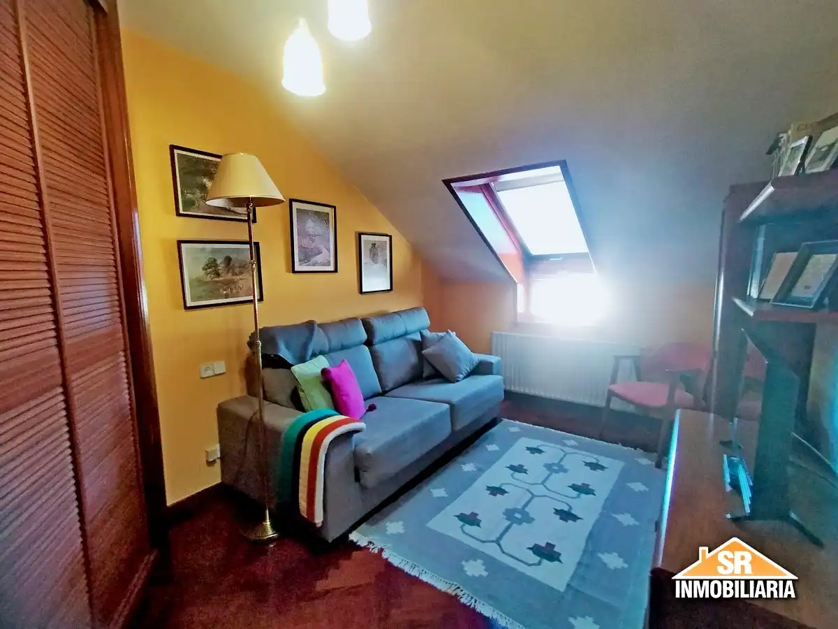 Penthouse with lift to rent in Calle General Salcedo Molinuevo, imagen 32
