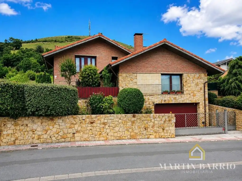 Vista exterior de Casa o chalet en venta en Muskiz con Aire acondicionado, Calefacción y Jardín privado